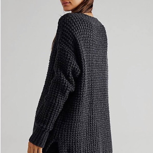 🔺S0LD🔺Free People Whistletop Henley • in Sunflower (WASHED BLACK) NWT 🦅 - Picture 3 of 16